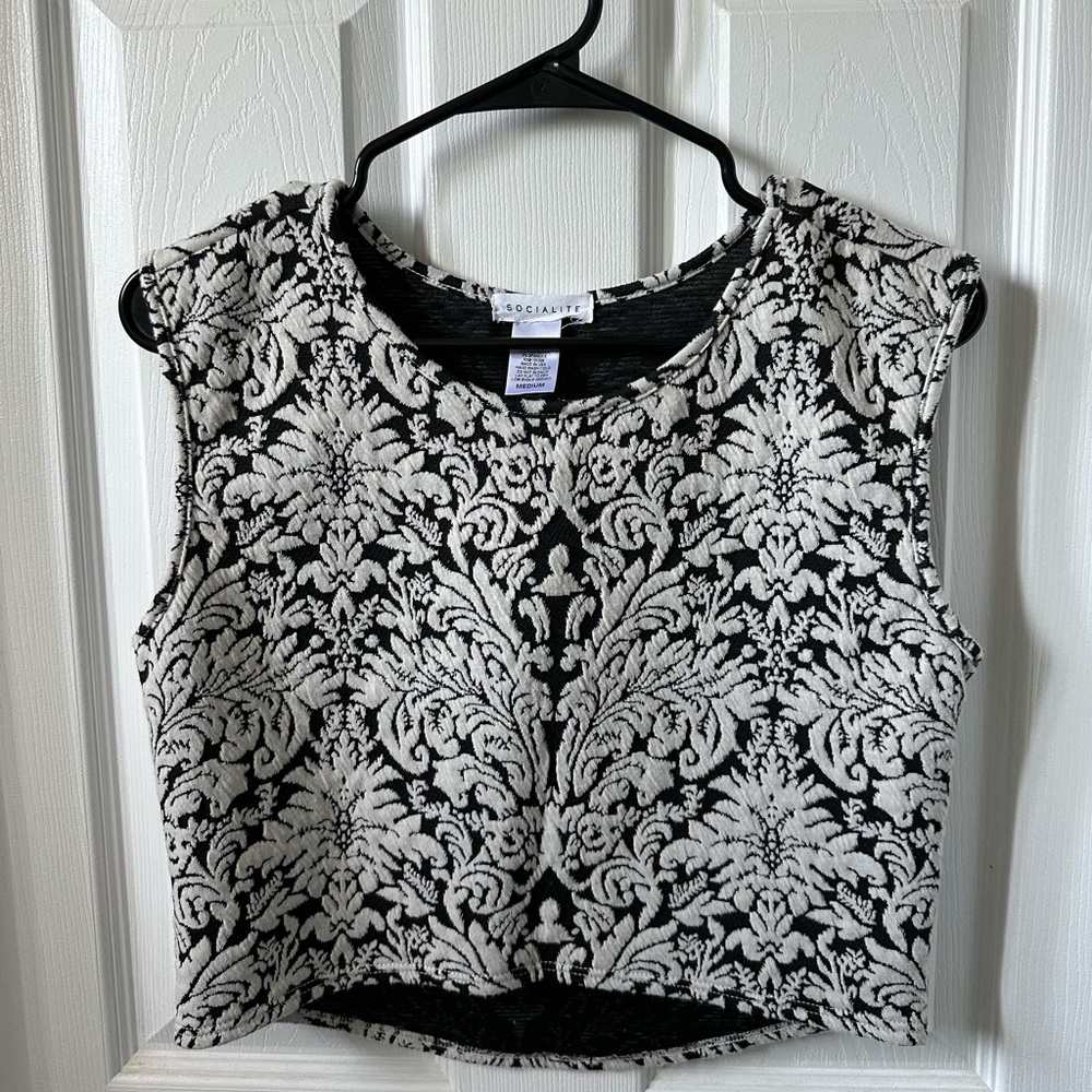 Elegant Holiday shirt cropped